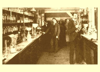 Laboratorio fabbrica farmaci di sintesi, seconda metà Ottocento