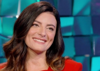 Clio Evans (Verissimo, 2022)