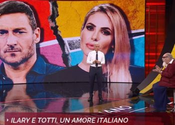 Roberto D'Agostino su Totti e Ilary Blasi a Non è l'Arena