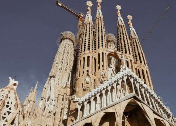 La Sagrada Familia di Barcellona (Pexels)