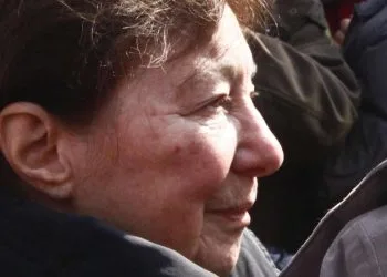 Spada - LaPresse
02 04 2013 Milano
Cronaca
Basilica di Sant. Ambrogio
Funerali del cantautore milanese Enzo Jannacci
nella foto : la moglie Giuliana Orefice