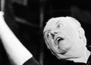 Dario Fo (1926-2016) In Mistero Buffo (LaPresse)