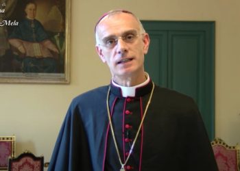 Il Vescovo di Acireale Antonino Raspanti (Youtube)