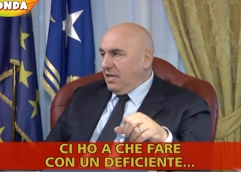 Guido Crosetto e il fuorionda svelato da Striscia la Notizia
