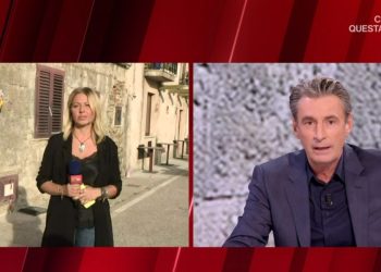 Bloccata la messa in onda dell'intervista di Ore 14 al fidanzato della ragazza di 16 anni che ha ucciso la nonna (Rai 2, diretta Ore 14)