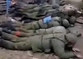 "Soldati russi giustiziati da Ucraina"