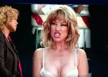 Nancy Brilli (Belve, 2022)