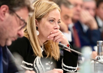 Giorgia Meloni, presidente del Consiglio, con Giancarlo Giorgetti (LaPresse)