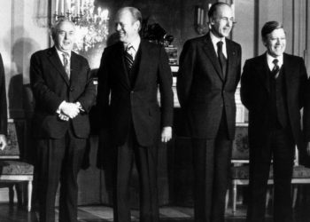 Moro con Carter al G7