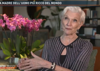 Maye Musk, mamma di Elon Musk, a Controcorrente