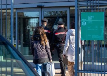 Suicidio 19enne allo Iulm