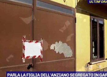 Luogo del ritrovamento dell'anziano segregato a Piacenza (Foto: Pomeriggio Cinque)