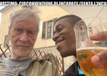 Gianni Vattimo e il compagno Simone Caminada a Le Iene (foto web)