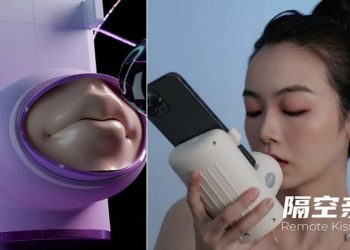 Kissing device (screen Youtube)