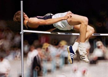 Il salto di Fosbury a Città del Messico passato alla storia (Lapresse)