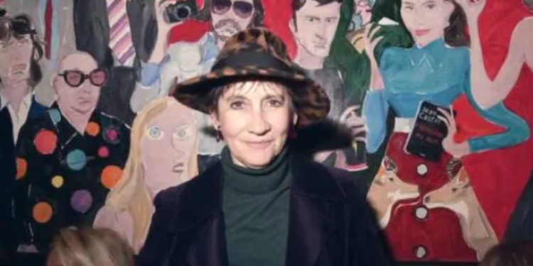 Chi è Caroline Loeb, cantante e regista teatrale francese. (Foto: Web)