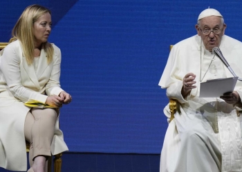 Papa con Meloni agli Stati Generali sulla Natalità