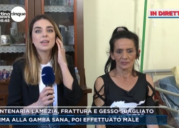 Anziana di 100 anni ingessata al femore: i medici sbagliano 3 volte (Mattino 5 News)
