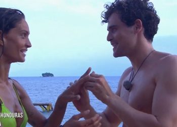 Helena Prestes e Carlo Motta all'Isola dei Famosi 2023 (Foto: Web)