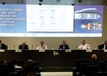 Eni, Assarmatori e Confitarma presentano il documento "La rotta verso il net zero. Insieme per decarbonizzare il settore marittimo"