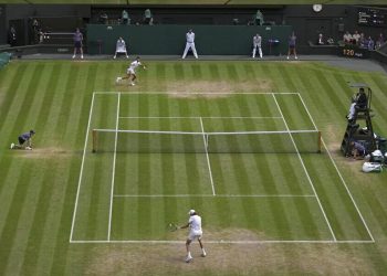 Sinner Djokovic è la semifinale di Wimbledon 2023 (Foto LaPresse)