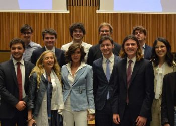Studenti del CLDS con Anna Maria Bernini, ministro per l'Università (foto Clds)