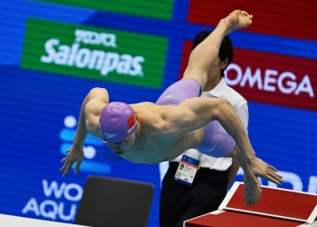 Haiyang Qin nuoto