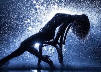 Una scena cult del film Flashdance (Foto Web)