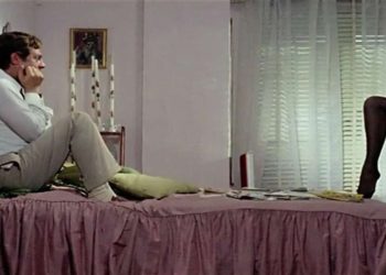 La divertente scena dello spogliarello di Sofia Loren in Ieri, oggi, domani. (Foto Web)