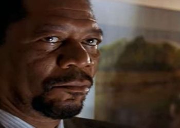 Morgan Freeman in una scena del film
