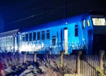 Il treno coinvolto nell'incidente ferroviario di Brandizzo (Twitter)