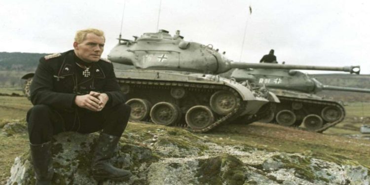 Una scena del film di guerra su Rete 4