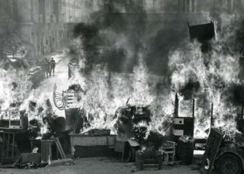 A Napoli nel 1943 dopo l'insurrezione (foto dal web)