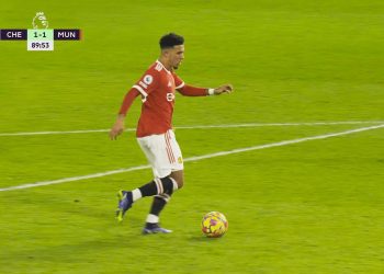 Jadon Sancho, screen da Youtube