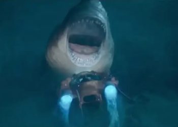 Lo spaventoso squalo nel film di Italia 1