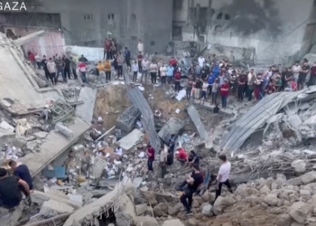 Chiesa di San Porfirio a Gaza bombardata e distrutta (screen da YouTube Telegraph)