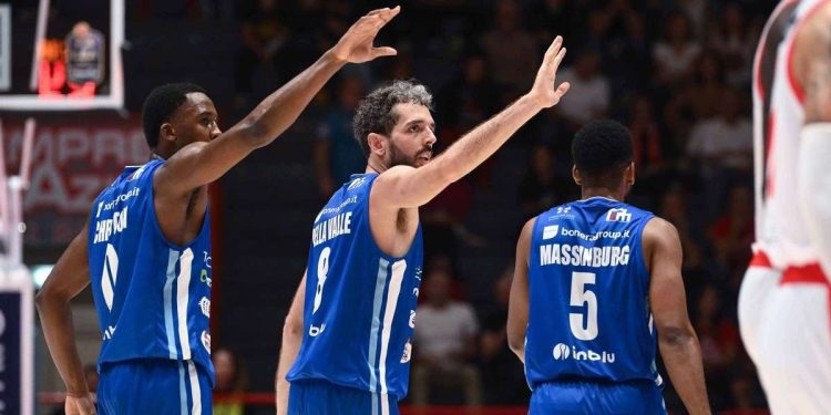 Diretta Brescia Trento, Serie A1 5^ giornata (da facebook.com/pallacanestrobrescia)