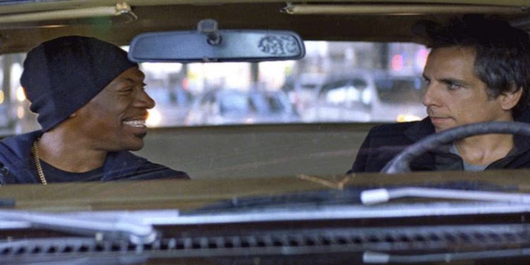 Eddy Murphy e Ben Stiller in una scena del film su Italia 1