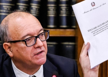 Valditara, piano anti-violenze