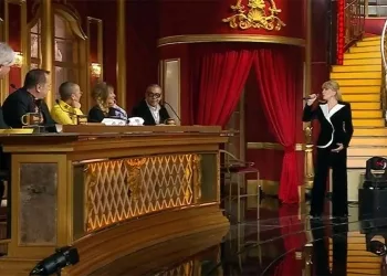 Teo Mammucari e giuria a Ballando con le stelle Screenshot