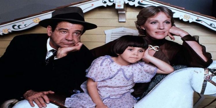 Matthau, Andrews e la bimba Stimson, nel film di Rete 4 (Foto Web)