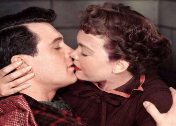 Rock Hudson e Jane Wyman, in una scena del film su Rete 4 (Foto Web)