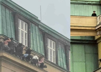 Sparatoria all'università di Praga: studenti nascosti e il killer appostato sui tetti (Twitter)