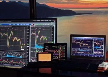 Image by Sergei Tokmakov from PIxabay