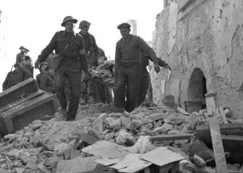 Ad Ortona, nel dicembre 1943 (foto pagina Facebook Ortona Live)