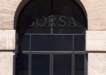 Palazzo Mezzanotte (Ansa)