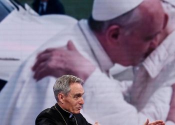 Mons. Georg Ganswein