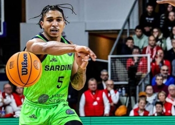 Diretta Sassari Cholet, gara-2 play in Champions League (da facebook.com/dinaomosassariofficial)