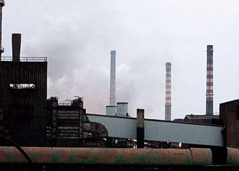 L'ex Ilva di Taranto (Ansa)