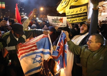 Protesta anti-Usa e Uk a Teheran, Iran (Ansa)